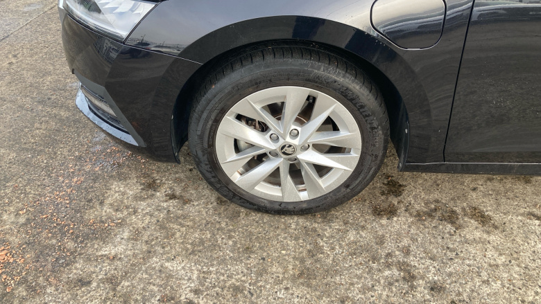 Skoda Octavia 1.4 TSI iV SE Technology DSG 5dr Estate